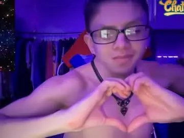 Chaturbate Private Sex Chat of robertcicijr21