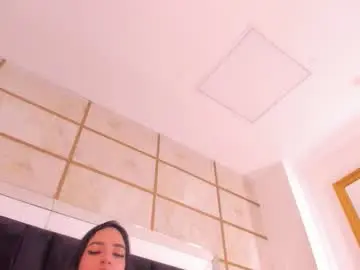 Chaturbate Adult Webcams of roxylior