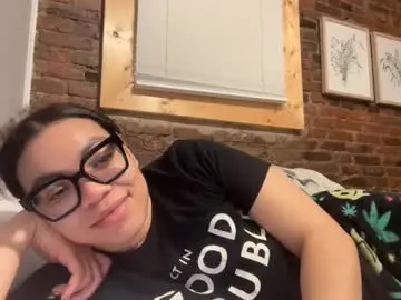 Chaturbate Live Sex Cam of zahrabliss