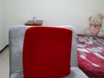 Chaturbate Free Porn Cam of couplecaliente10