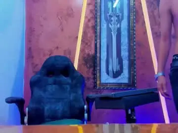 Chaturbate Adult Video Chat of dominic_bigcock19_