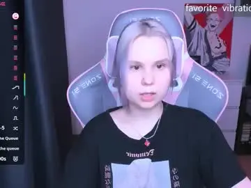 Chaturbate Watch Live Sex Cams of miray_kuriyama