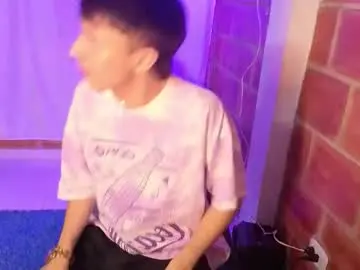 Chaturbate Adult Video Chat of purepleasure25