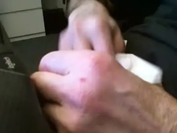 Chaturbate Live Sex Cam of wrangleat0r