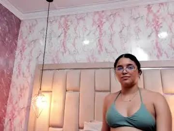 Chaturbate Free Live Porn of emma_hott__