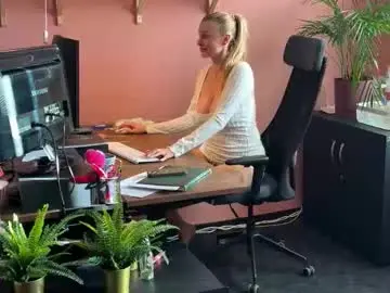 Chaturbate Watch Live Sex Cams of legslong