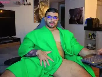 Chaturbate Sex Chat of max_cooper17