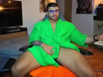 Chaturbate Live Sex of max_cooper17