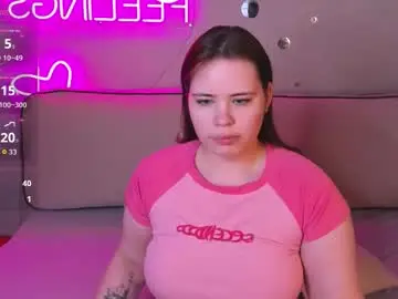 Chaturbate Watch Live Sex Cams of pauline_moore