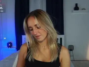 Chaturbate Live Sex Cam of lenaastar