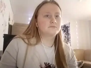 anika_lipps from chaturbate