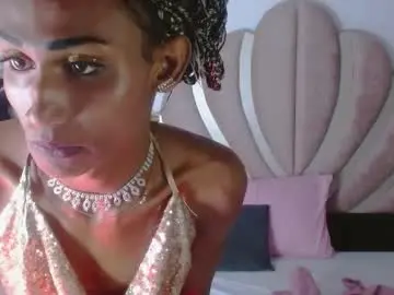 Chaturbate Watch Live Sex Cams of bella_fox723