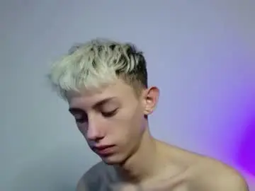 Chaturbate Live Sex Cam of leonlure