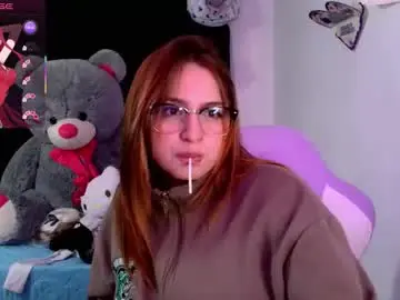 Chaturbate Adult Webcams of lucycherry__