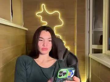 sassqueen18 from chaturbate