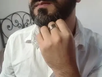 Chaturbate Free Live Porn of under_thedesk