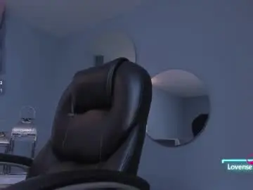 Chaturbate Free Live Porn of maddisonlowe