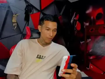 hana_and_zeta from chaturbate