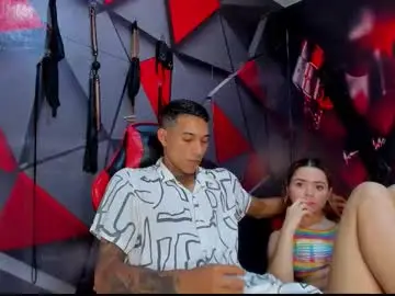 Chaturbate Live Sex Cam of hana_and_zeta