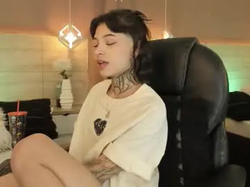 aa_lunit from chaturbate