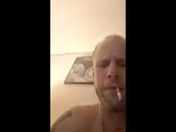 Chaturbate Adult Webcam of jeyhardsmashin69