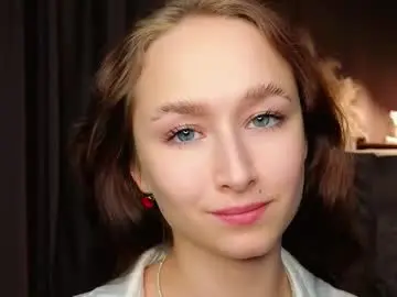 Chaturbate Live Sex Cam of julielamb