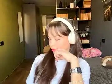 Chaturbate Adult Webcam of alinedifede