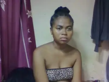 Chaturbate Live Sex Cam of nilahmarie