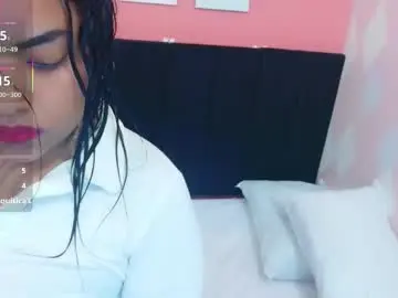 Chaturbate Sex Cam of thickbrunnett