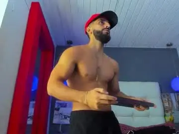 Chaturbate Live Porn of yiyo10_