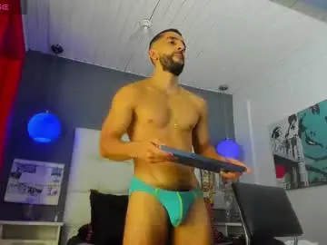 Chaturbate Watch Live Sex Cams of yiyo10_