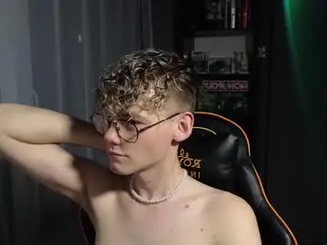 Chaturbate Sex Cam of kirill_20_cm