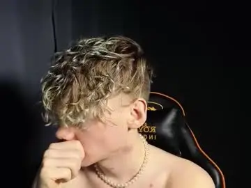 Chaturbate Nude Webcam of kirill_20_cm