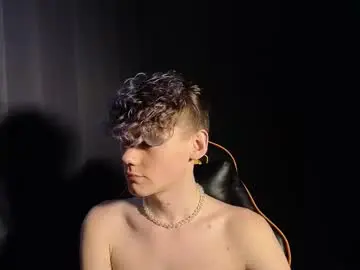 Chaturbate Live Porn of kirill_20_cm