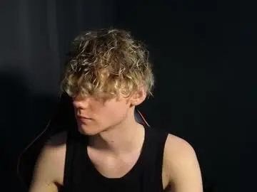 Chaturbate Live Sex of kirill_20_cm