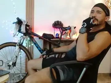 Chaturbate Best live sex cam show of reiko_85_