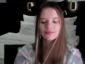 soft_pawsy from chaturbate