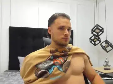 Chaturbate Free Porn Cam of adrien_roche888