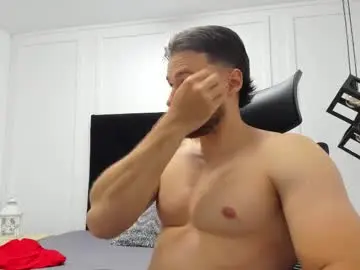 Chaturbate Live Sex of adrien_roche888