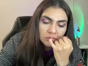 Chaturbate Live Sex Cam of blumakinsey_