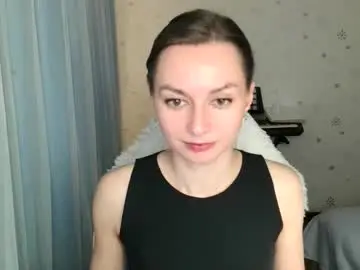 lunaa_bluee from chaturbate