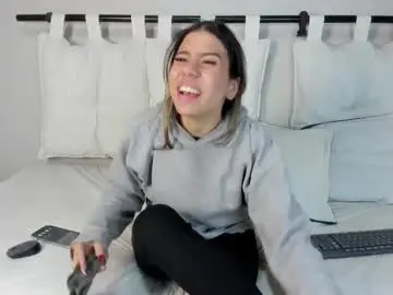 Chaturbate Live Sex Cam of rachell_criss