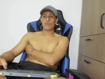 Chaturbate Live Porn of dorman_boy