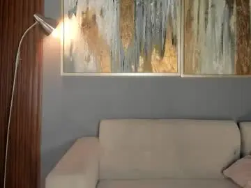 hailey_blus from chaturbate