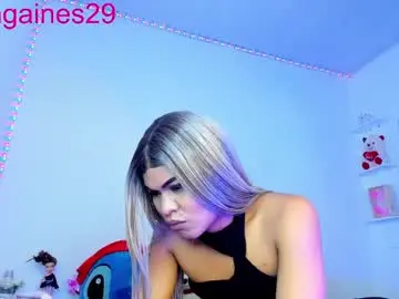 Chaturbate Watch Live Sex Cams of kristiingaines_