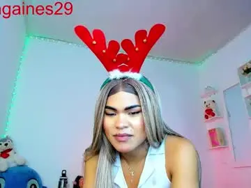 Chaturbate Watch Live Sex Cams of kristiingaines_