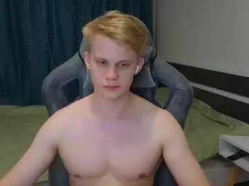 Chaturbate Live Sex Cam of meow_mickey
