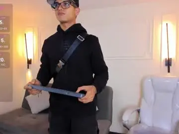 Chaturbate Adult Webcams of paradise_boy_s