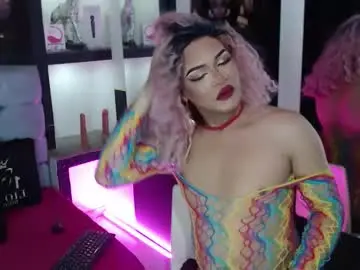 Chaturbate Best live sex cam show of sophia_hott01