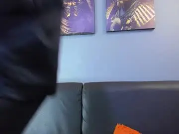 Chaturbate Nude Webcam of damian__oliver